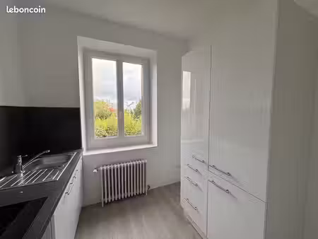 part. loue bel appartement entièrement rénové orléans