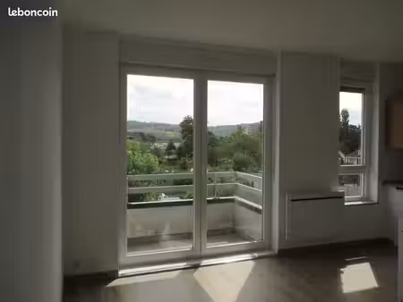 f2 dans résidence