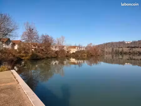 meublé en rdc vue sur le lac fluides inclus