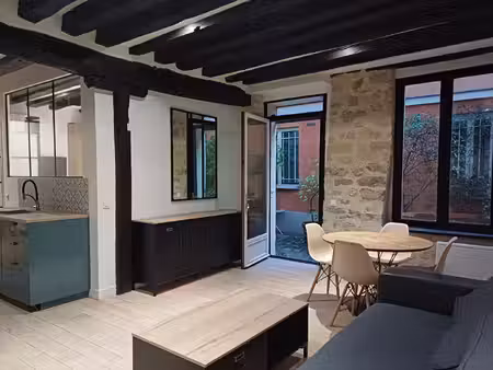 appartement paris 2 pièce(s) 50 m2 - plein de charme