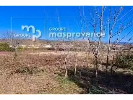 vente terrain 1600 m² à régusse (83630)  115 000 €