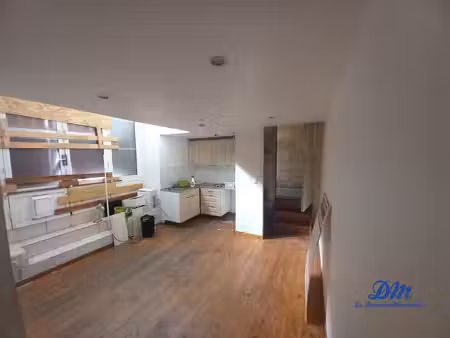 local commercial avec garage
