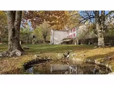 maison de luxe de 3 chambres en vente à caussols  france