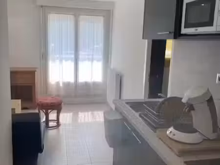 location meublée appartement 2 pièces 26.56 m² à collonges-sous-salève (74160)  1 015 €