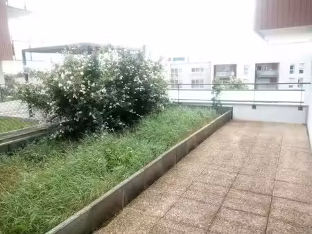 location appartement 3 pièces 69 m² à l'isle-d'abeau (38080)  769 €