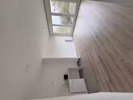 location appartement 1 pièce 32 m² à saint-michel-sur-orge (91240)  681 €