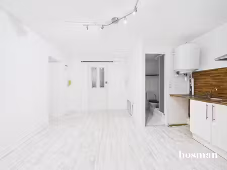 appartement 2 pièces - 30 m² - 2ème étage - hyper-centre  rue des carmélites à nantes