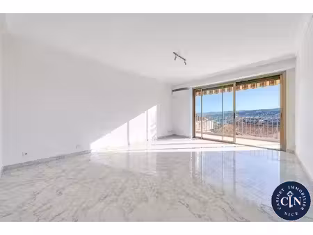 appartement 3 pièces - balcon apreçu mer et jardin - mont boron