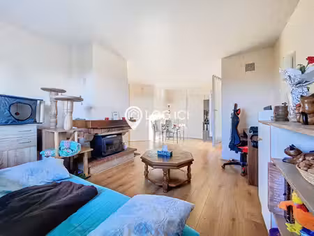 a louer appartement t2 loué vide  parking  balcon  garage  1