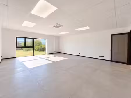 location locaux professionnels 0 pièces 50 m² à porcelette (57890)  600 €
