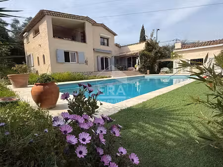 grasse  location maison meublée 6 pièces