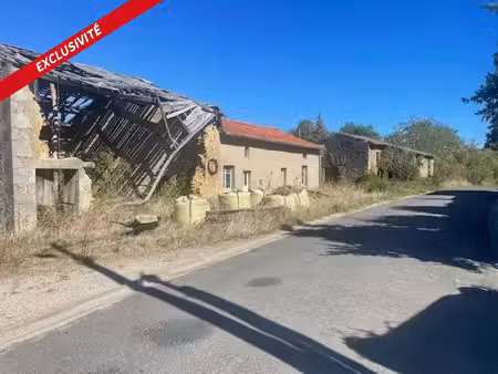 ensemble immobilier a renover – maison  granges et 8 520 m² de terrain- 87210 le dorat