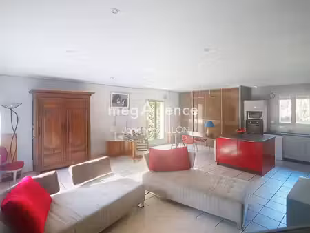 maison familiale de 140 m² au calme  avec vie de plain-pied et dpe c !!