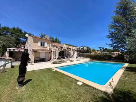 charmante villa à cabasse