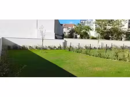 location appartement 3 pièces 68 m² à neuilly-plaisance (93360)  1 770 €