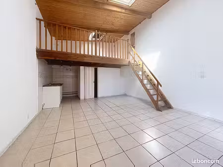appartement 1 pièce 40 m²