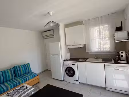 t2 32 m2 avec terrasse