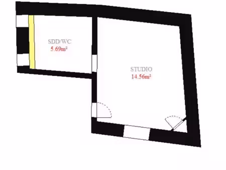 studio rénové à 50 mètres du port