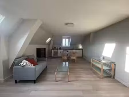location appartement 3 pièces meublé à laval (53000) : à louer 3 pièces meublé / 68m² lava