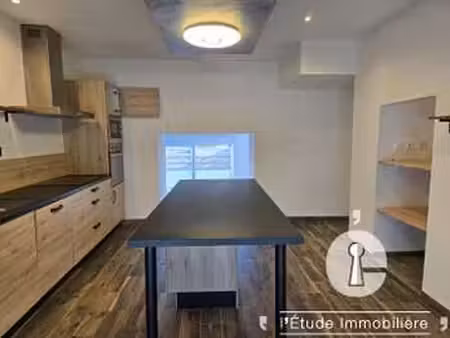 location maison à la baconnière (53240) : à louer / 110m² la baconnière