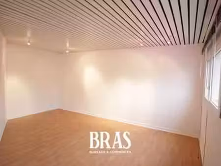 location bureaux et commerces à vertou (44120) : à louer / 85m² vertou