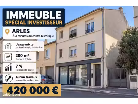 immeuble 200 m² arles