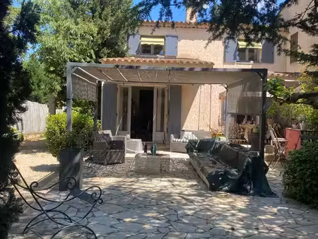 belle villa contemporaine t5