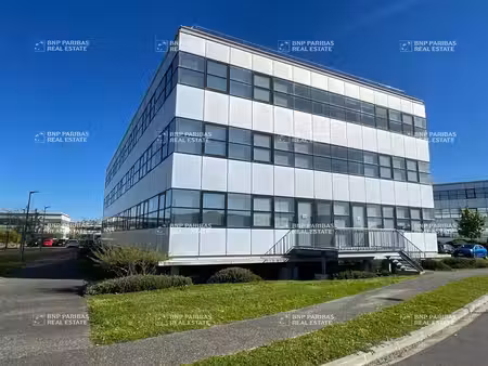 location bureaux 718m² à 2154m²