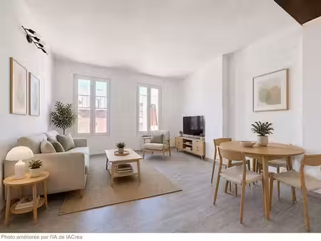superbe duplex de 2ch à 2 pas du centre ville