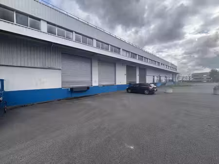 location entrepôt goussainville 95190 1357m²