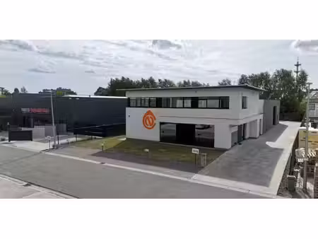 bâtiment d’entreprise à vendre à sint-niklaas pour € 1.200.000