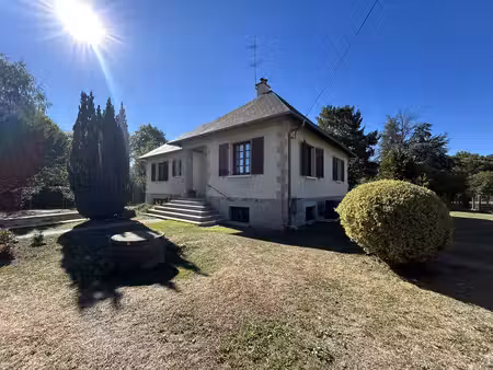 maison à salon-la-tour en corrèze