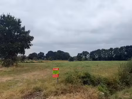 landbouwgrond 1ha 12a 79ca