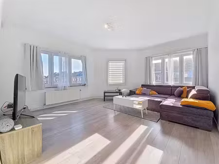 duplex de 120m² avec 3 chambres & parking exterieur - pas de