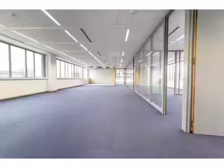 breeam excellent beau plateau de bureaux idéalement situé