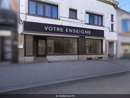 surface commerciale idéalement située au centre de la louviè