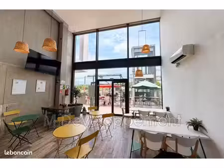 local commercial 100 m² aix-en-provence