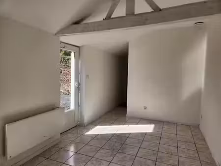 location appartement 2 pièces 28.7 m² à maubeuge (59600)  422 €
