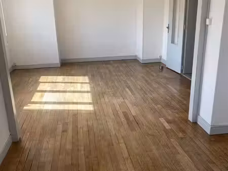 f3 salon salle à manger 2 chambres 75m2 à louer dispo de suite