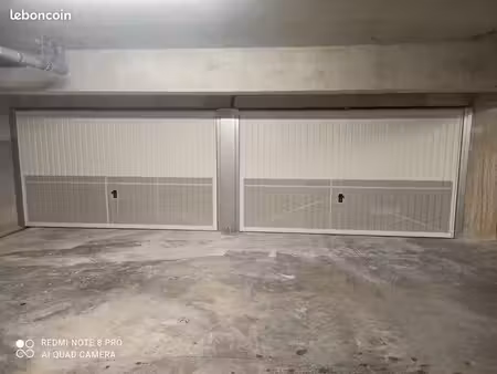 garage fermé sécurisé
