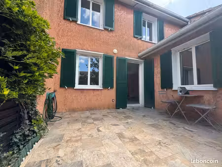 maison meublée t4 de 88m² avec jardin et garage
