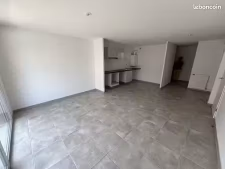 appartement 3 pièces 63 m²