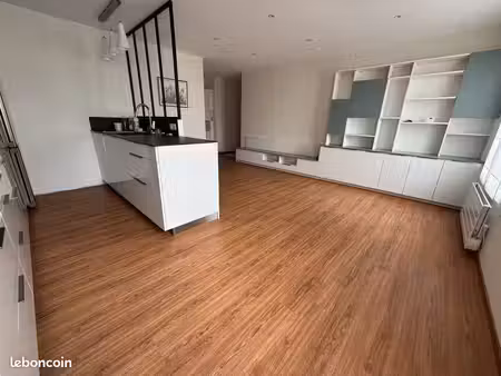 appartement f2 bis à louer dans le centre de vernon