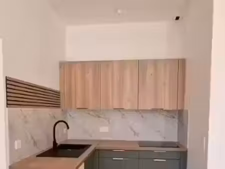 location appartement 3 pièces à salles (33770)  644 €