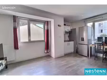 studio 1 pièce 26 m²