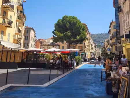 2 pièces 35m2 quartier le port