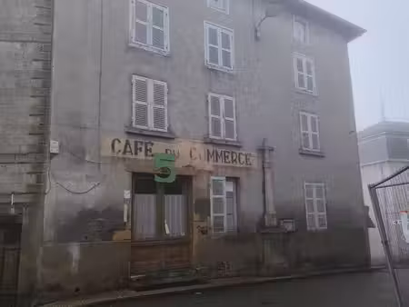 maison de 328m2 + une licence iv