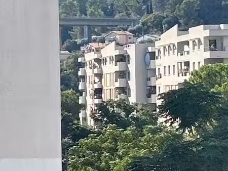 apparemment 4 pièces