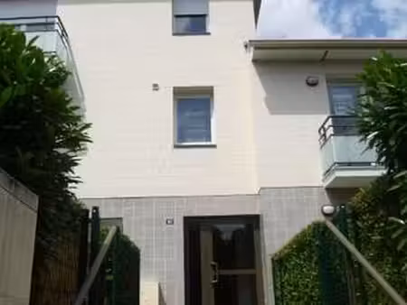 location appartement 3 pièces à caen (14000) : à louer 3 pièces / 62m² caen
