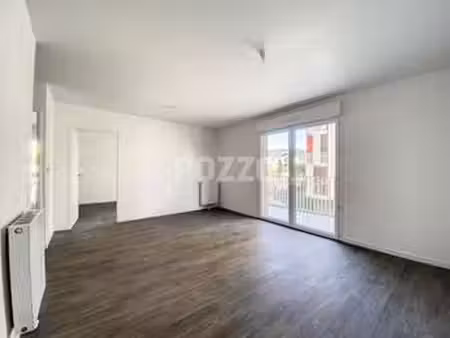 location appartement 3 pièces à caen (14000) : à louer 3 pièces / 56m² caen